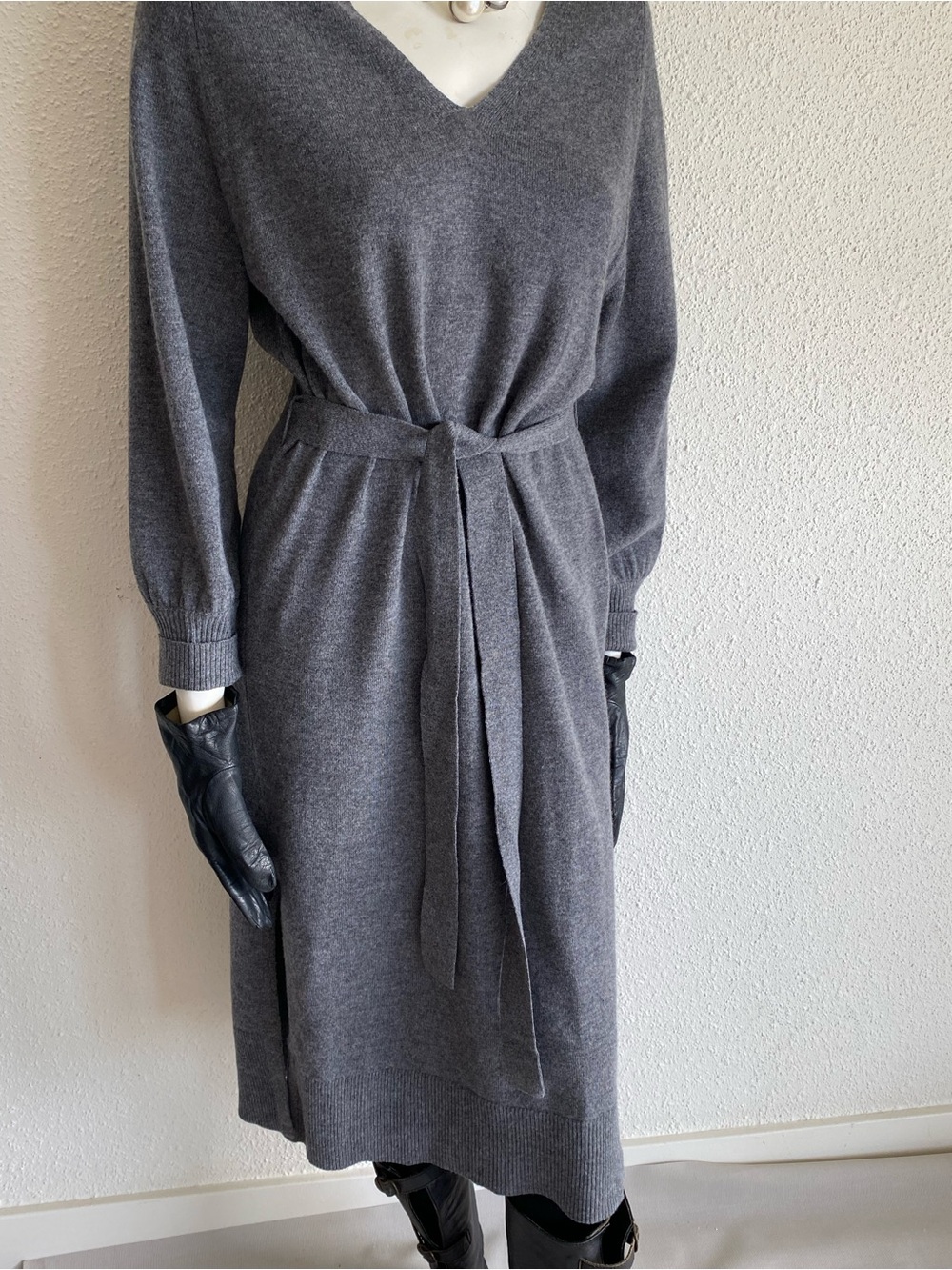 Contemporaine 95% Merino Wool Cashmere Knit Midi Dress Grey